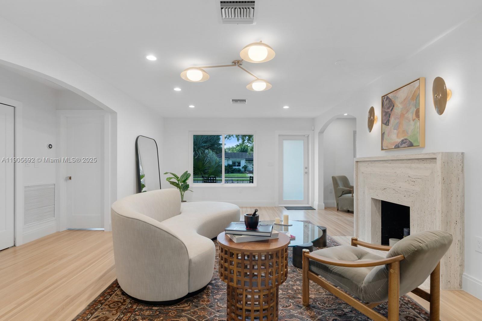 45 NW 96th St Miami Shores, FL 33150