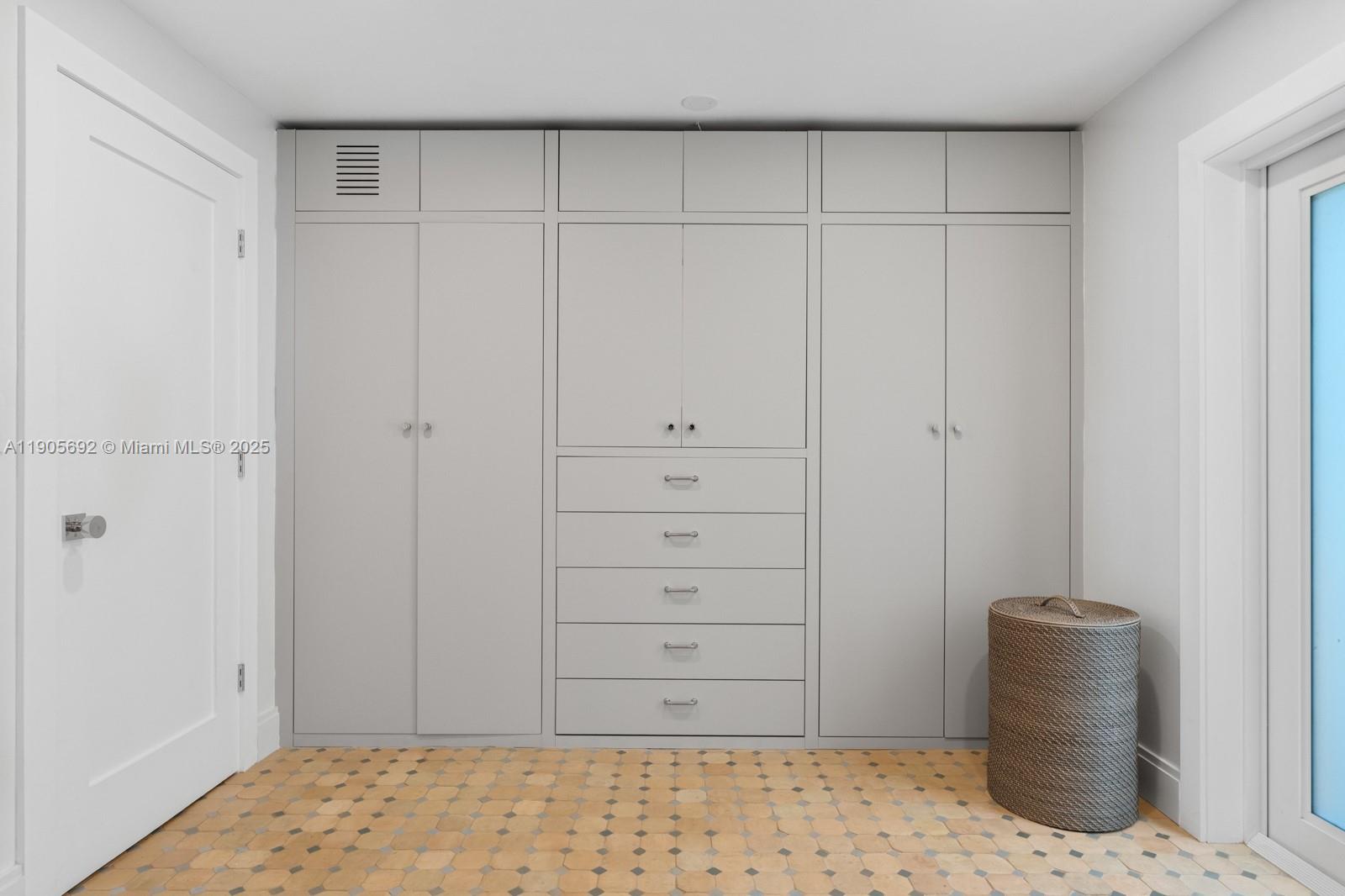 45 NW 96th St Miami Shores, FL 33150