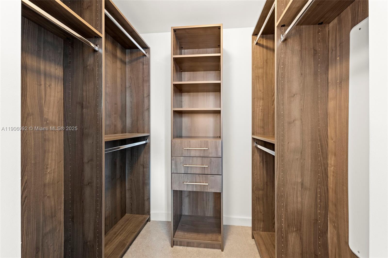 1100 S Miami Ave #2910 Miami, FL 33130