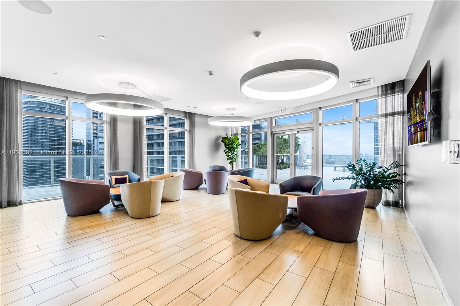 1100 S Miami Ave #2910 Miami, FL 33130