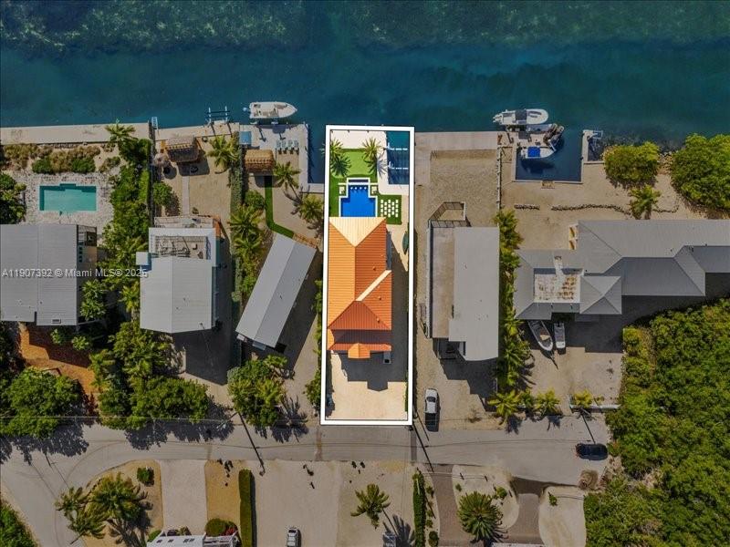 239 Tavernier Dr Tavernier, FL 33070