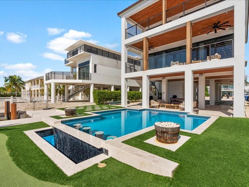 239 Tavernier Dr Tavernier, FL 33070