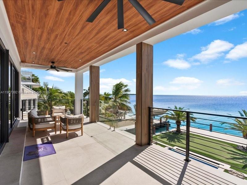 239 Tavernier Dr Tavernier, FL 33070