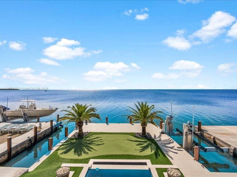 239 Tavernier Dr Tavernier, FL 33070