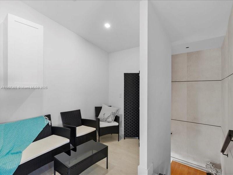 239 Tavernier Dr Tavernier, FL 33070