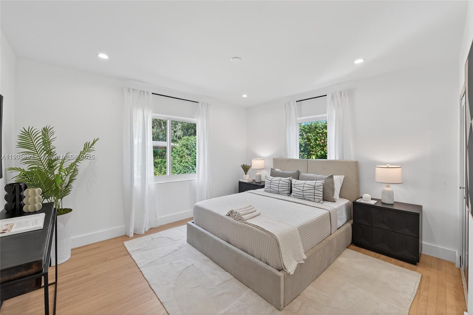 20 NW 93rd St Miami Shores, FL 33150