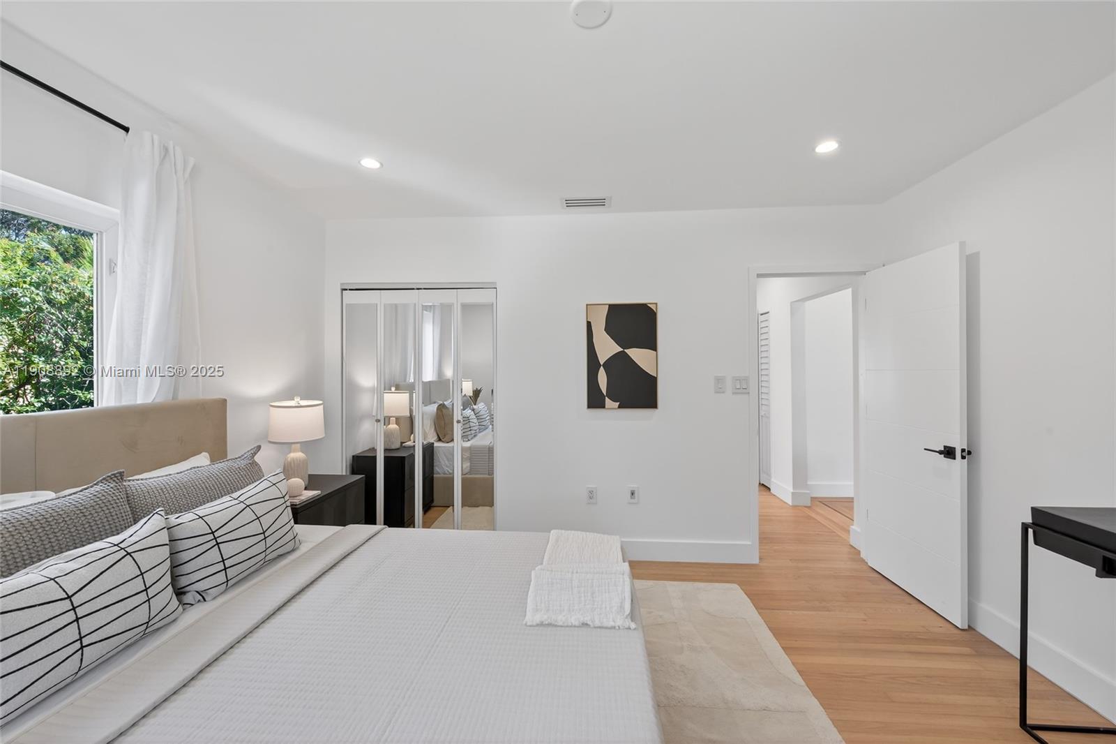 20 NW 93rd St Miami Shores, FL 33150