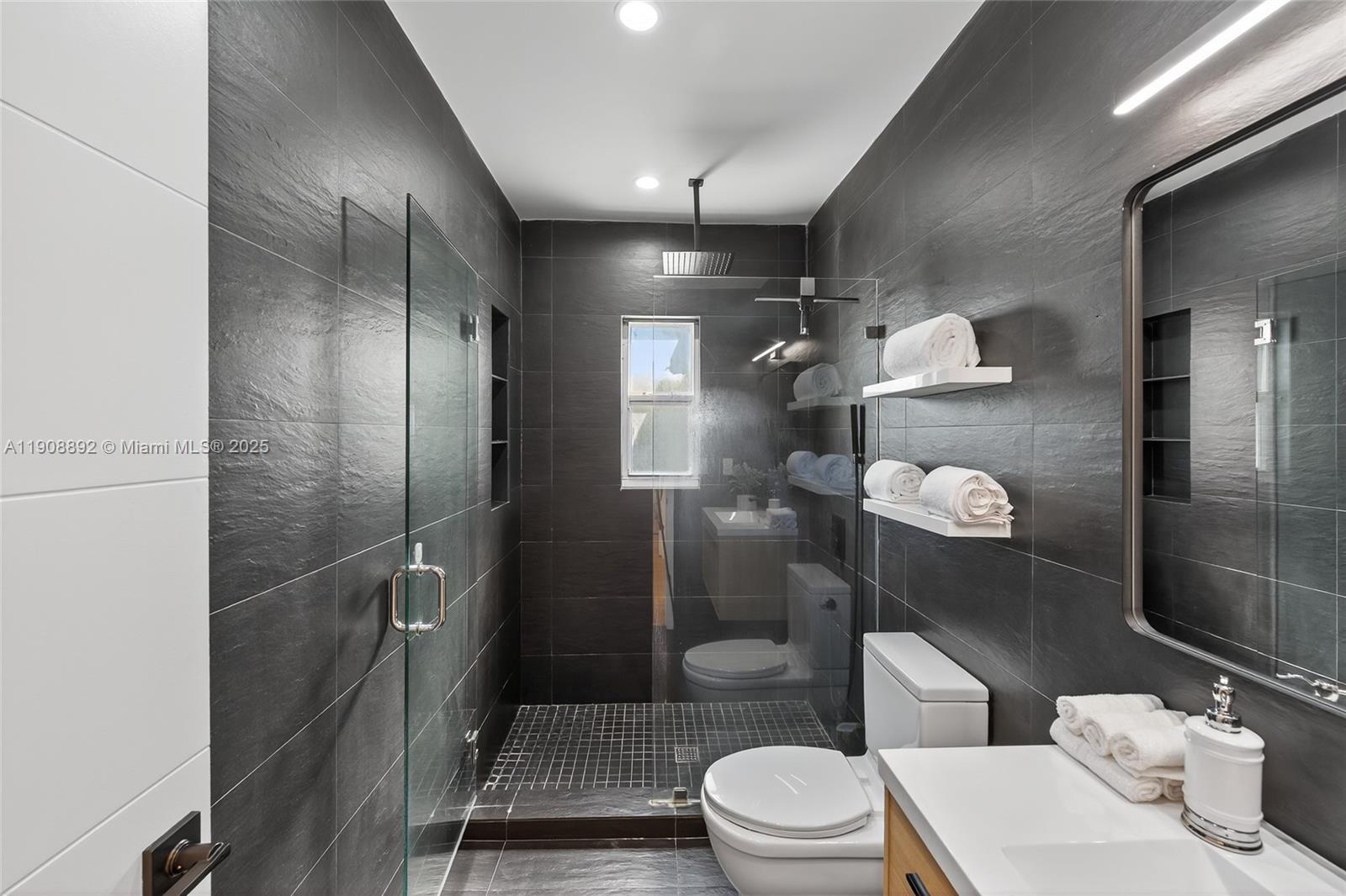 20 NW 93rd St Miami Shores, FL 33150