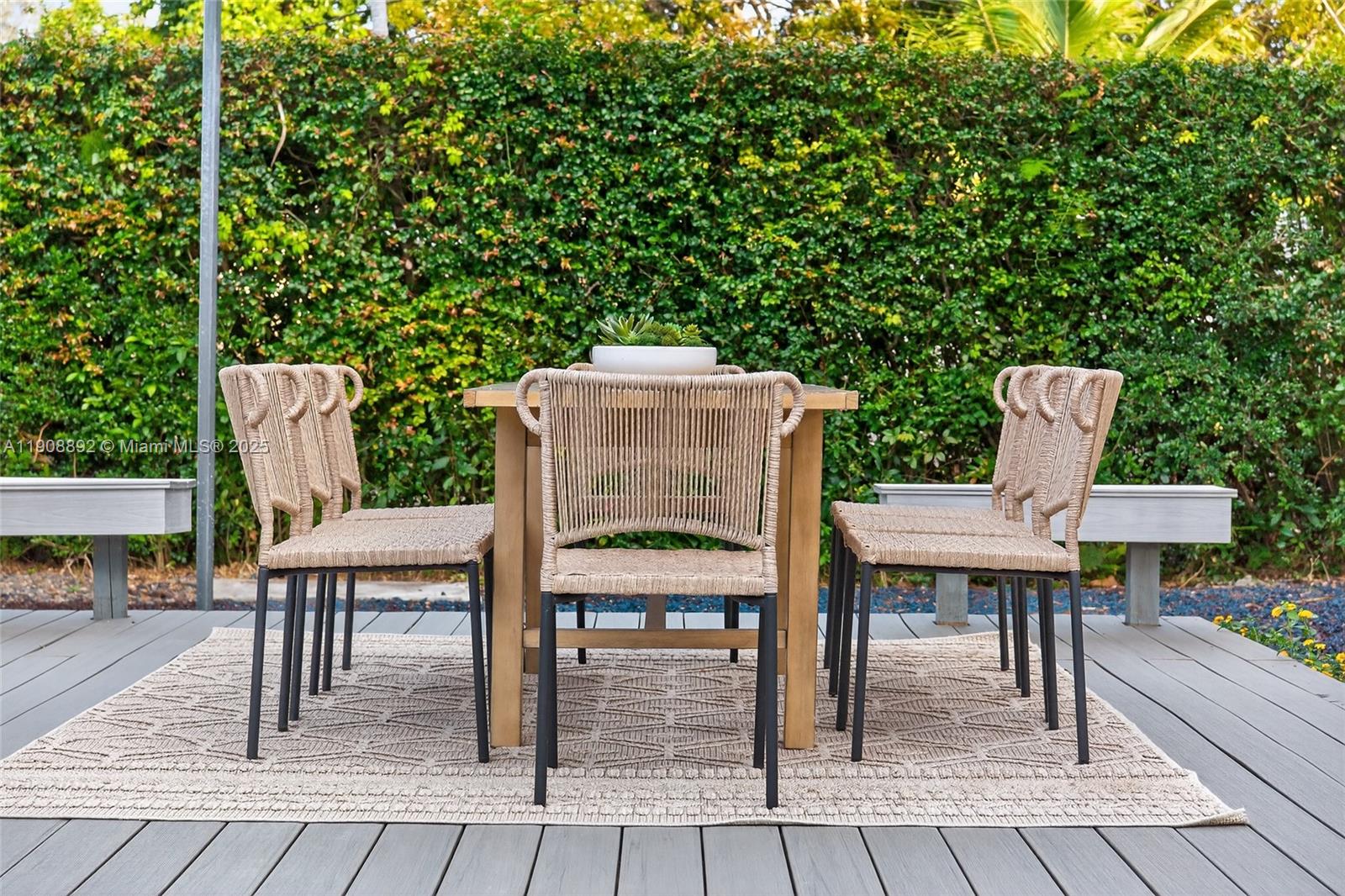 20 NW 93rd St Miami Shores, FL 33150