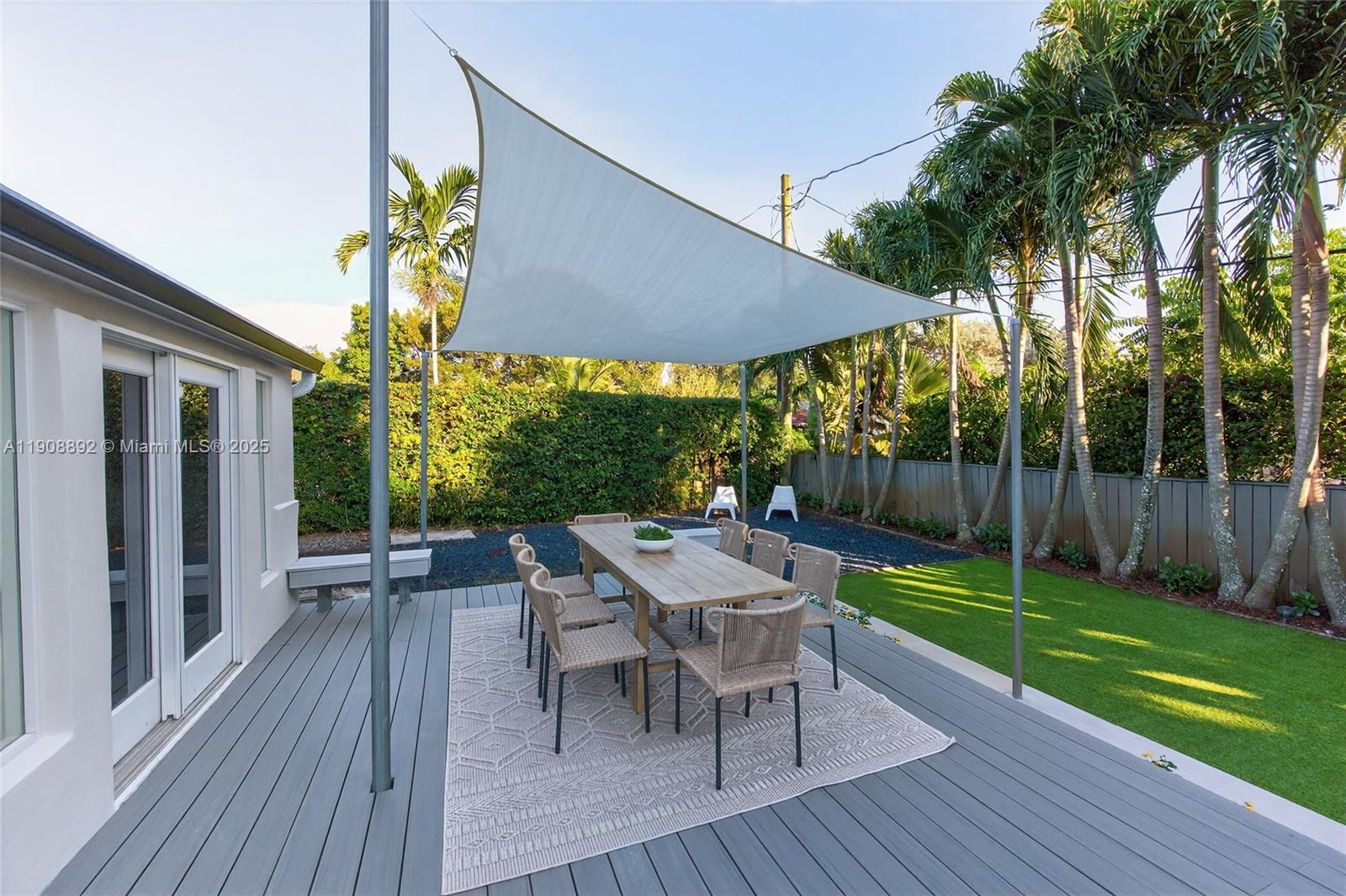 20 NW 93rd St Miami Shores, FL 33150