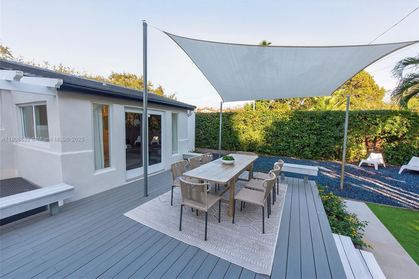 20 NW 93rd St Miami Shores, FL 33150