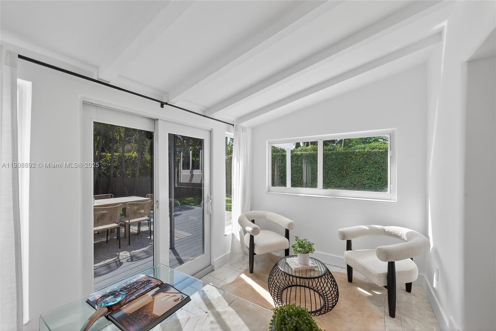 20 NW 93rd St Miami Shores, FL 33150