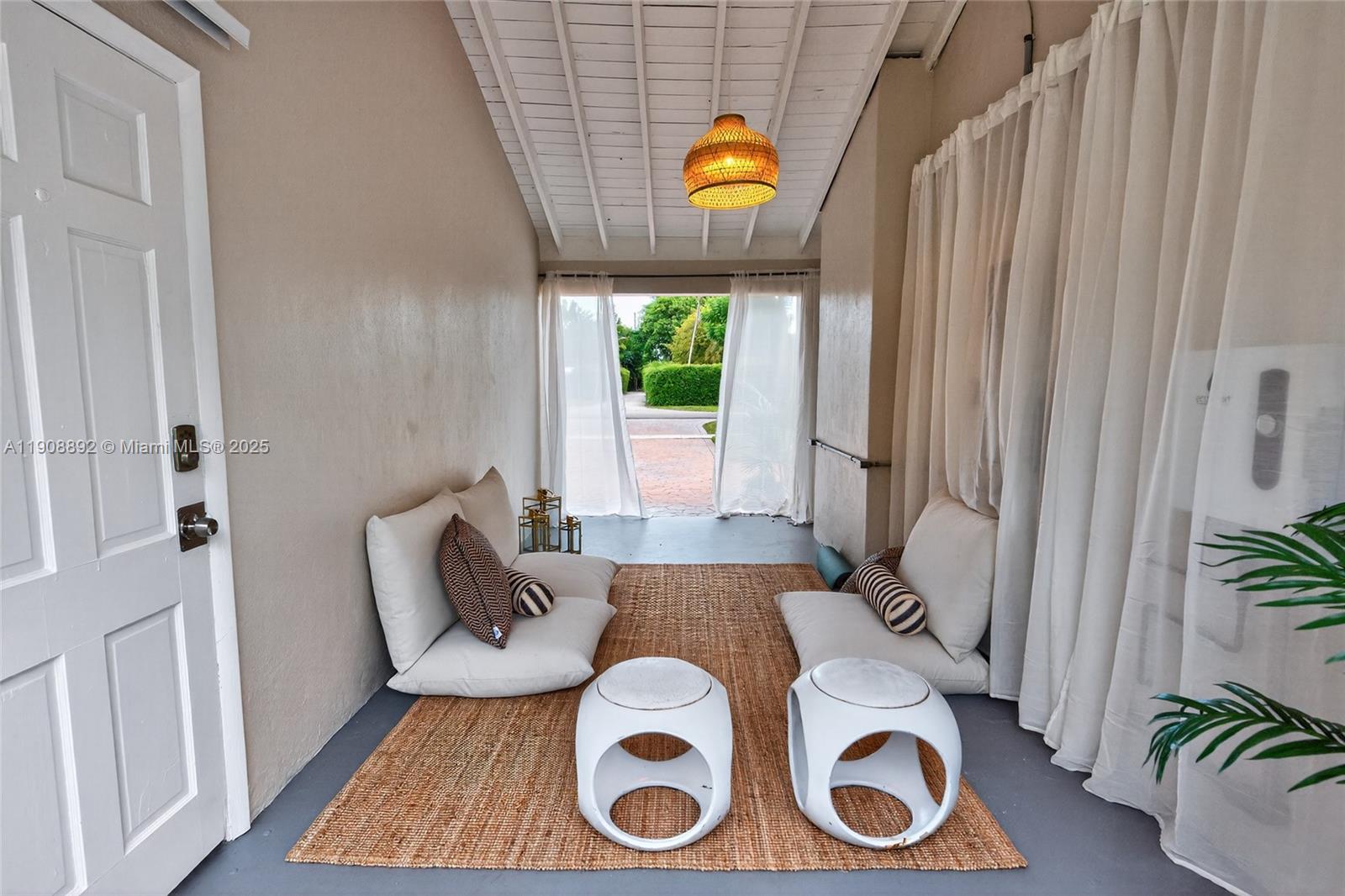 20 NW 93rd St Miami Shores, FL 33150