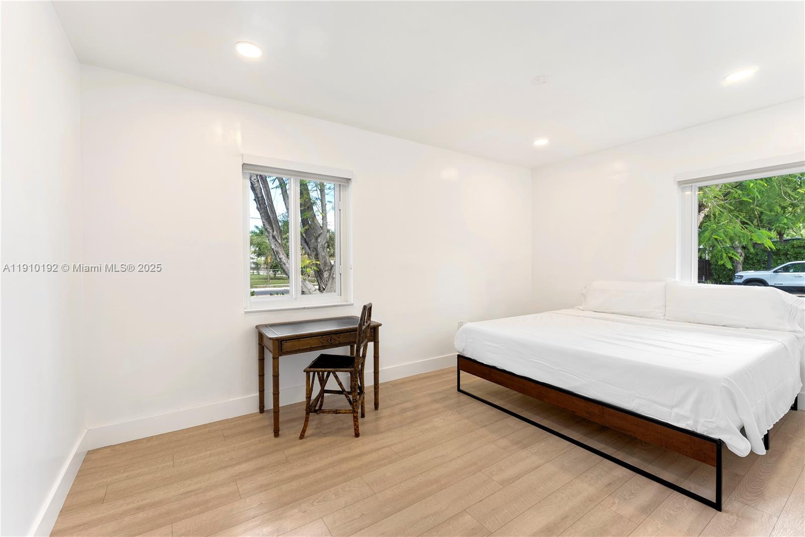 810 NW 7th St Miami, FL 33136