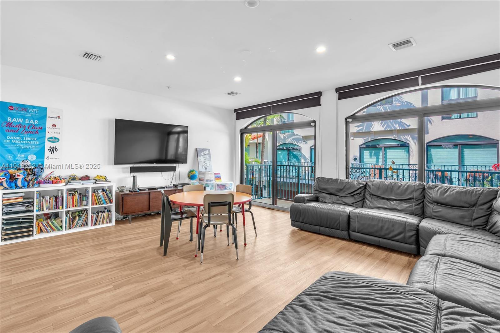 1162 98th St #4 Bay Harbor Islands, FL 33154