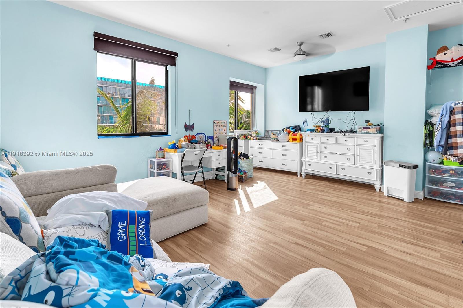 1162 98th St #4 Bay Harbor Islands, FL 33154