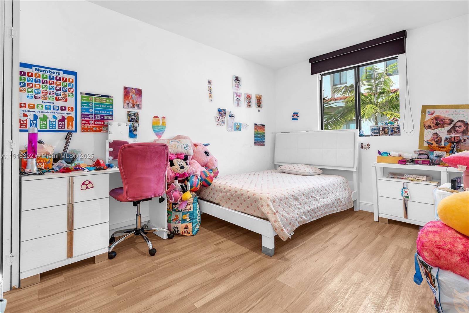 1162 98th St #4 Bay Harbor Islands, FL 33154