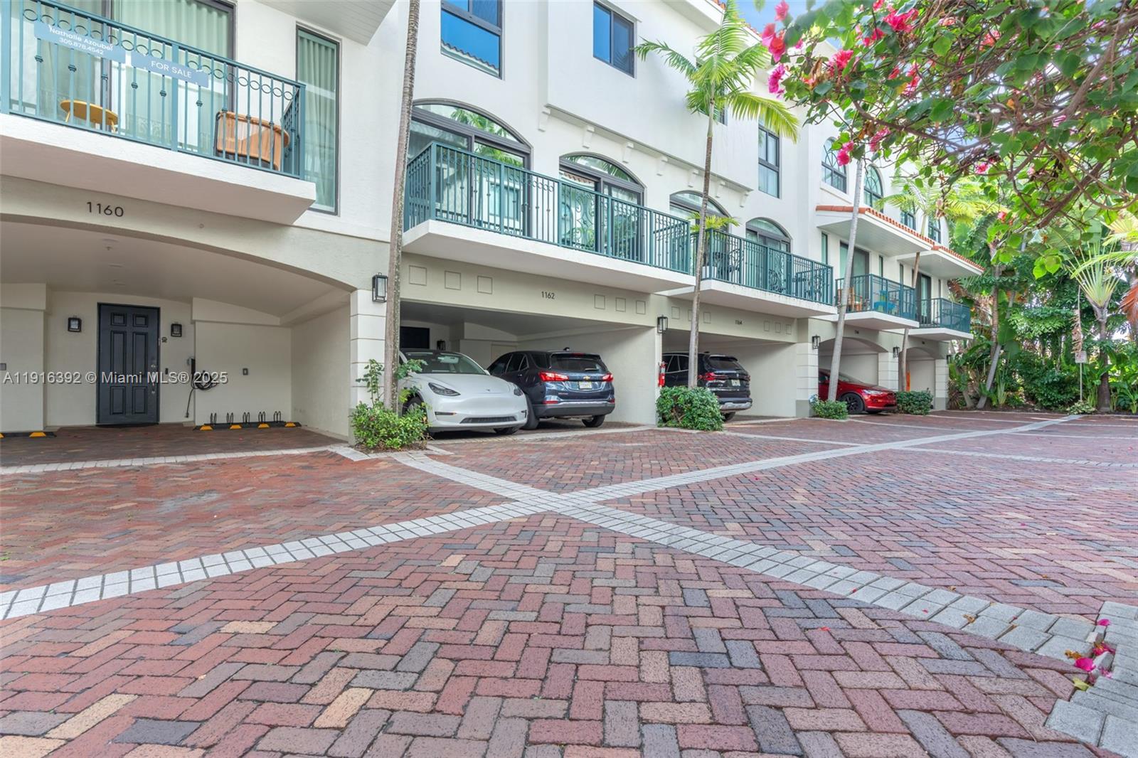 1162 98th St #4 Bay Harbor Islands, FL 33154