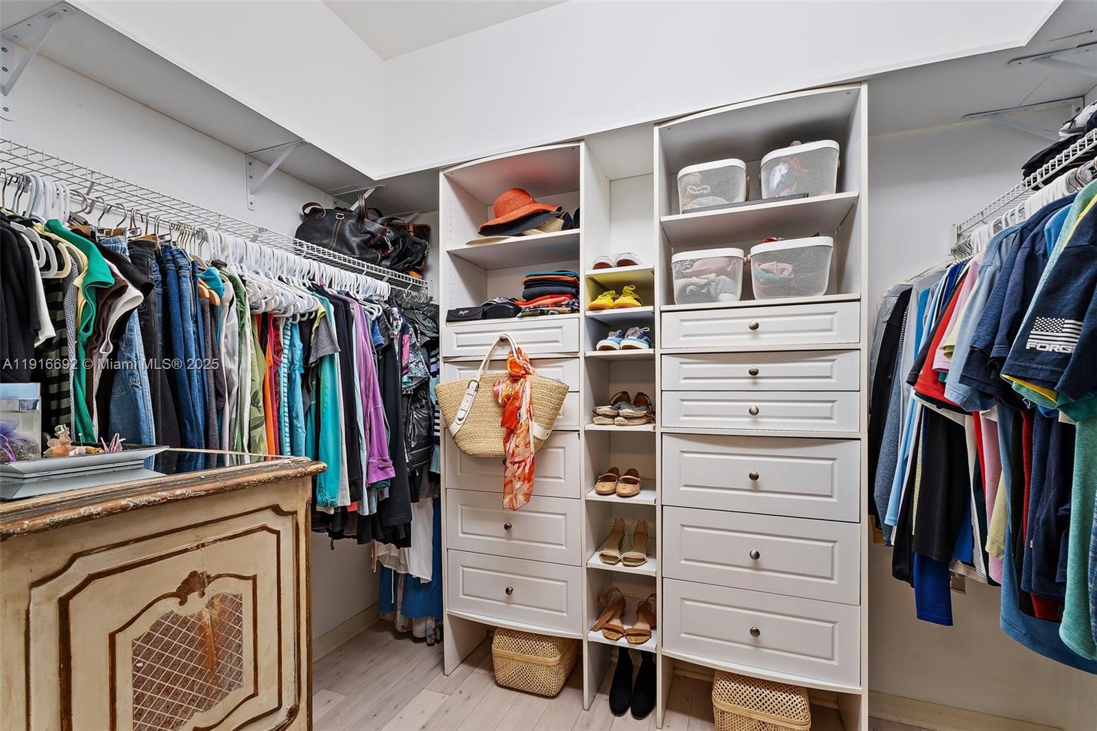 1832 SW Willowbend Ln Palm City, FL 34990