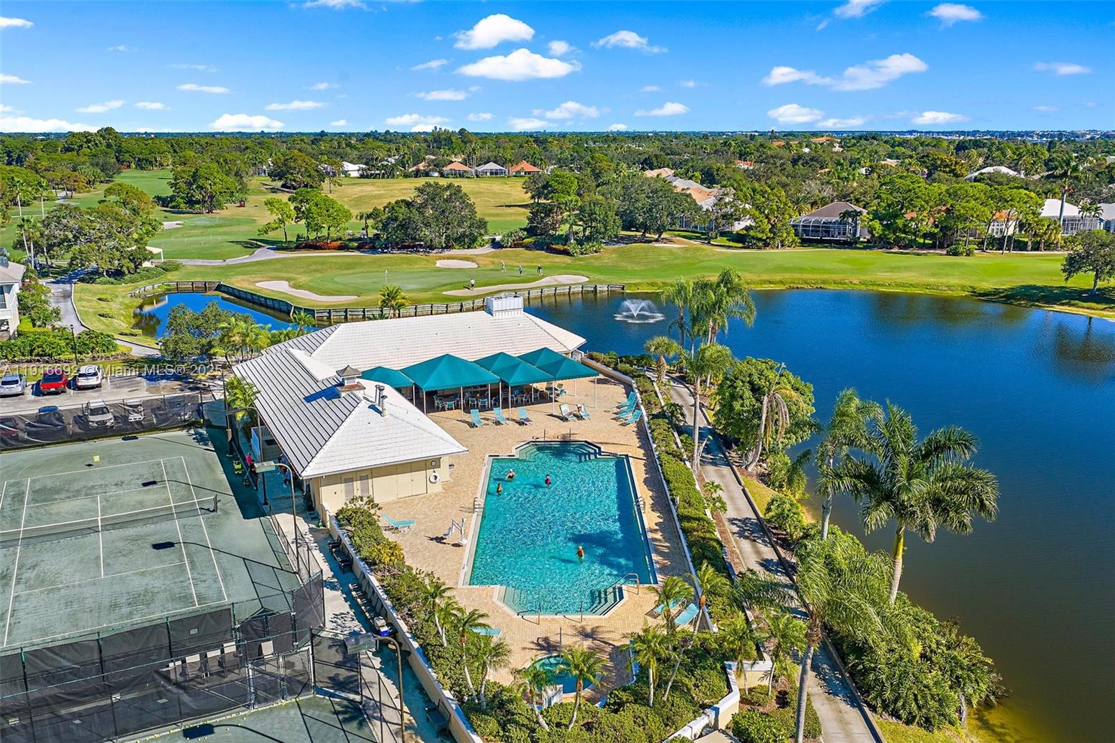 1832 SW Willowbend Ln Palm City, FL 34990