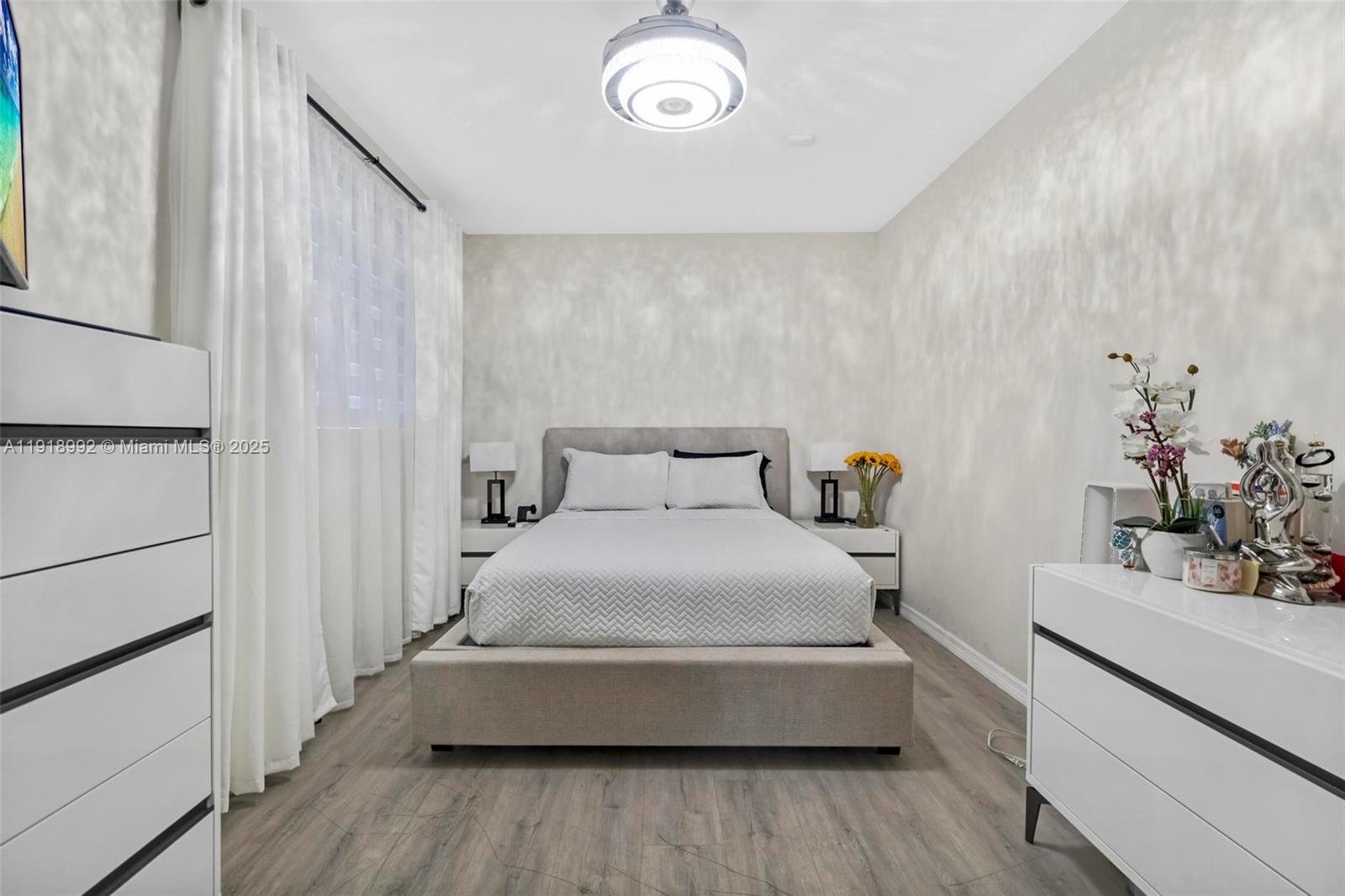 6951 Liberty St Hollywood, FL 33024