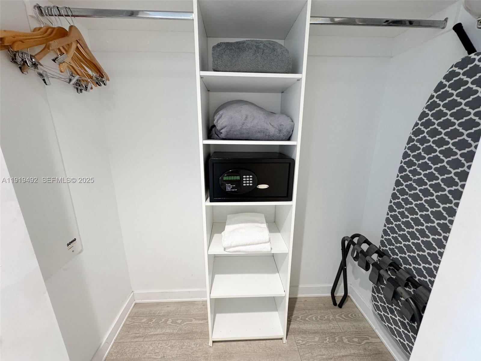 image Beachwalk Hotel & Residences9