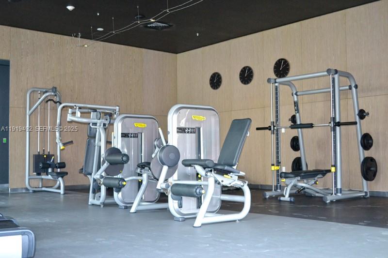 image Beachwalk Hotel & Residences21