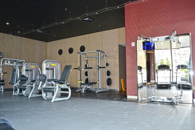 image Beachwalk Hotel & Residences22