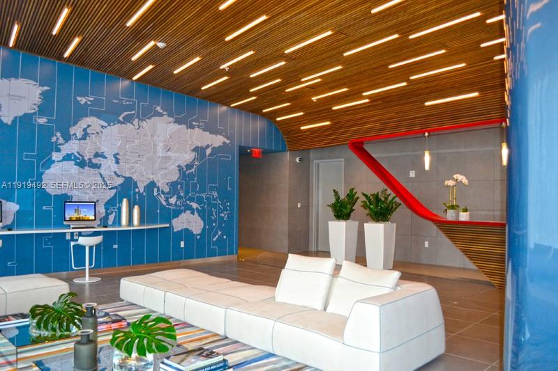 image Beachwalk Hotel & Residences24