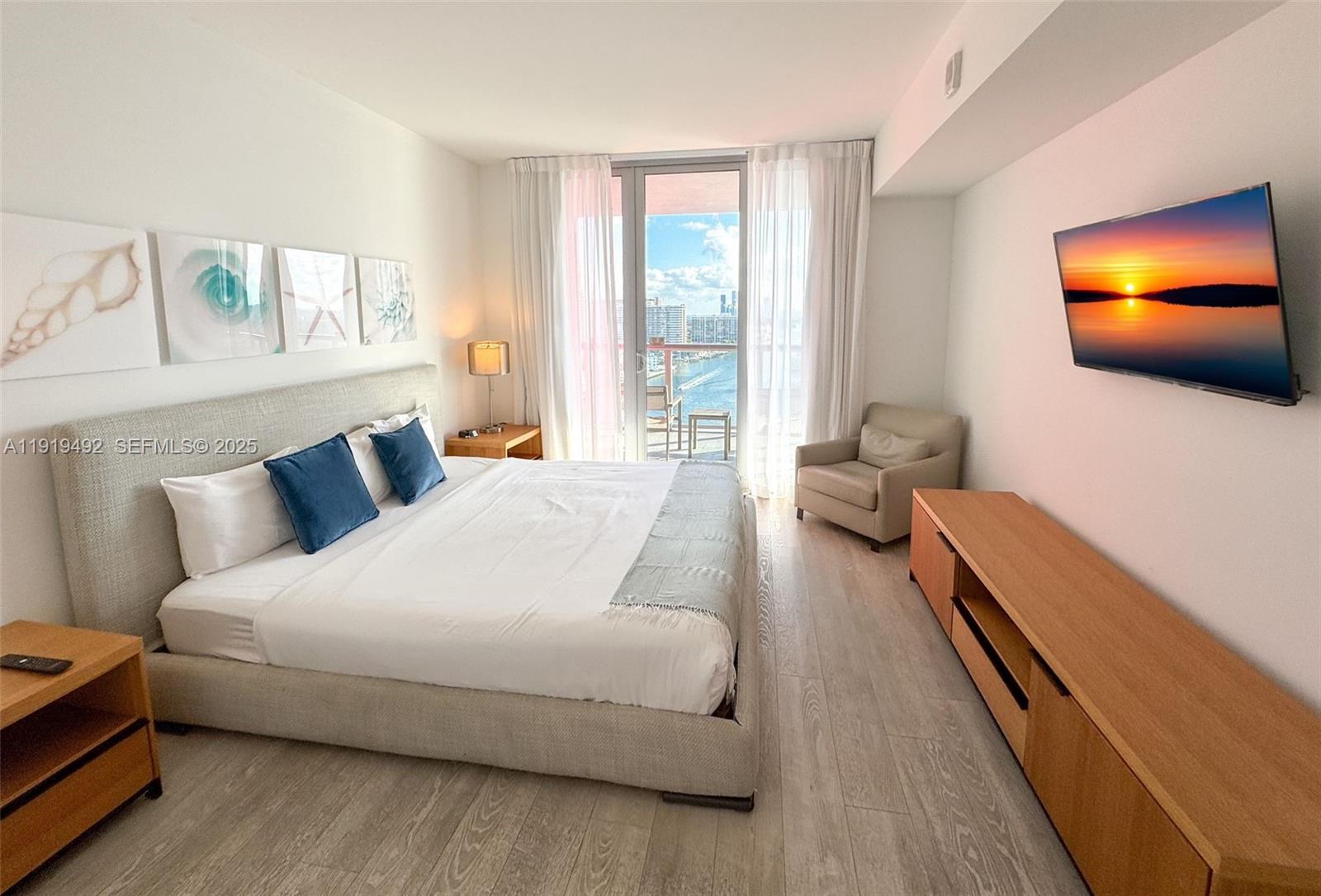 image Beachwalk Hotel & Residences6