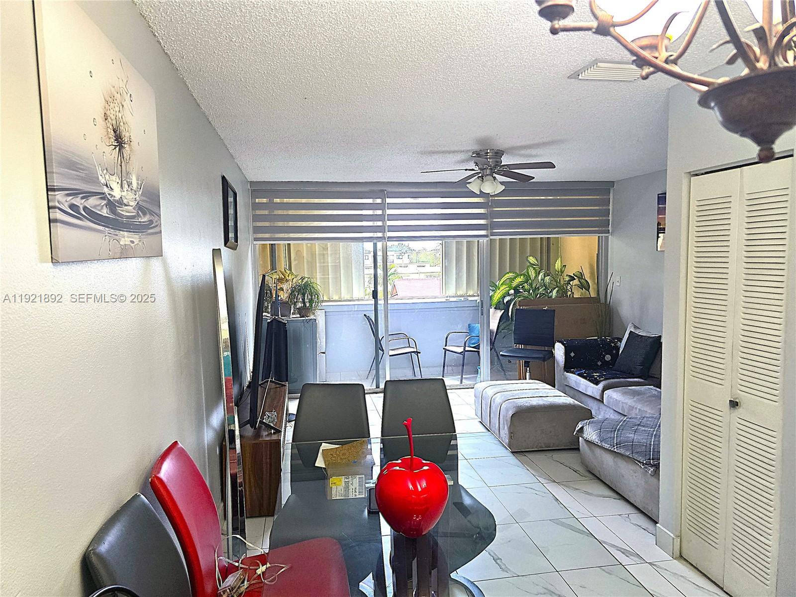 1750 W 56th St #216 Hialeah, FL 33012