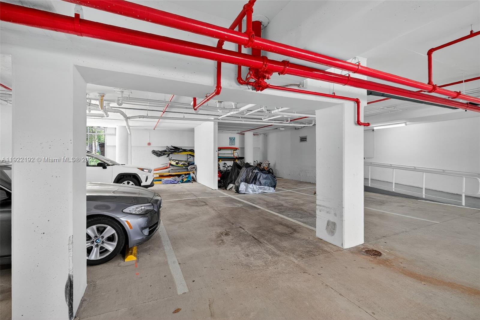 5970 Indian Crk Dr #203 Miami Beach, FL 33140