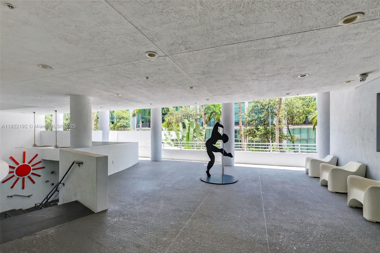 5970 Indian Crk Dr #203 Miami Beach, FL 33140