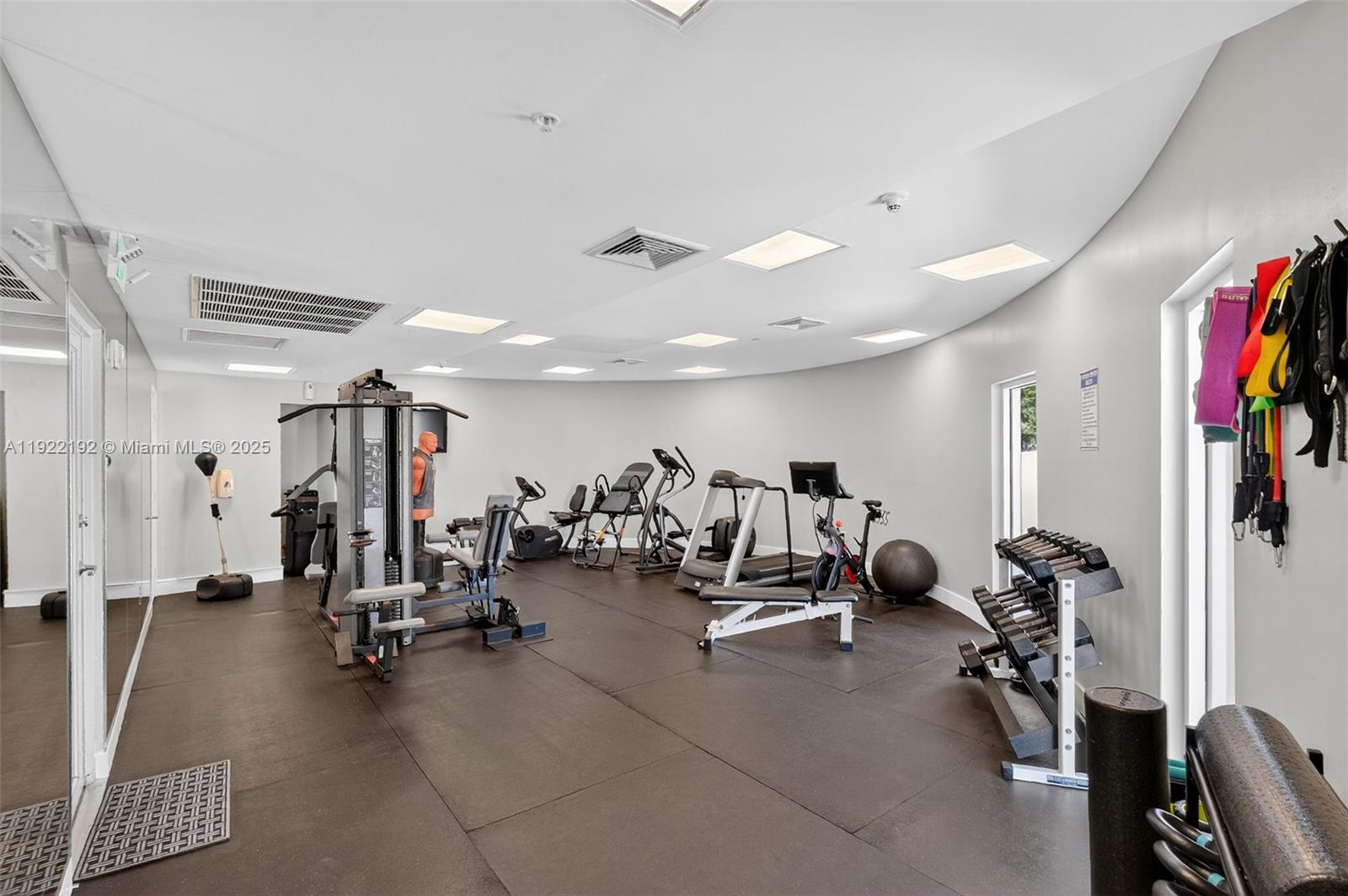 5970 Indian Crk Dr #203 Miami Beach, FL 33140