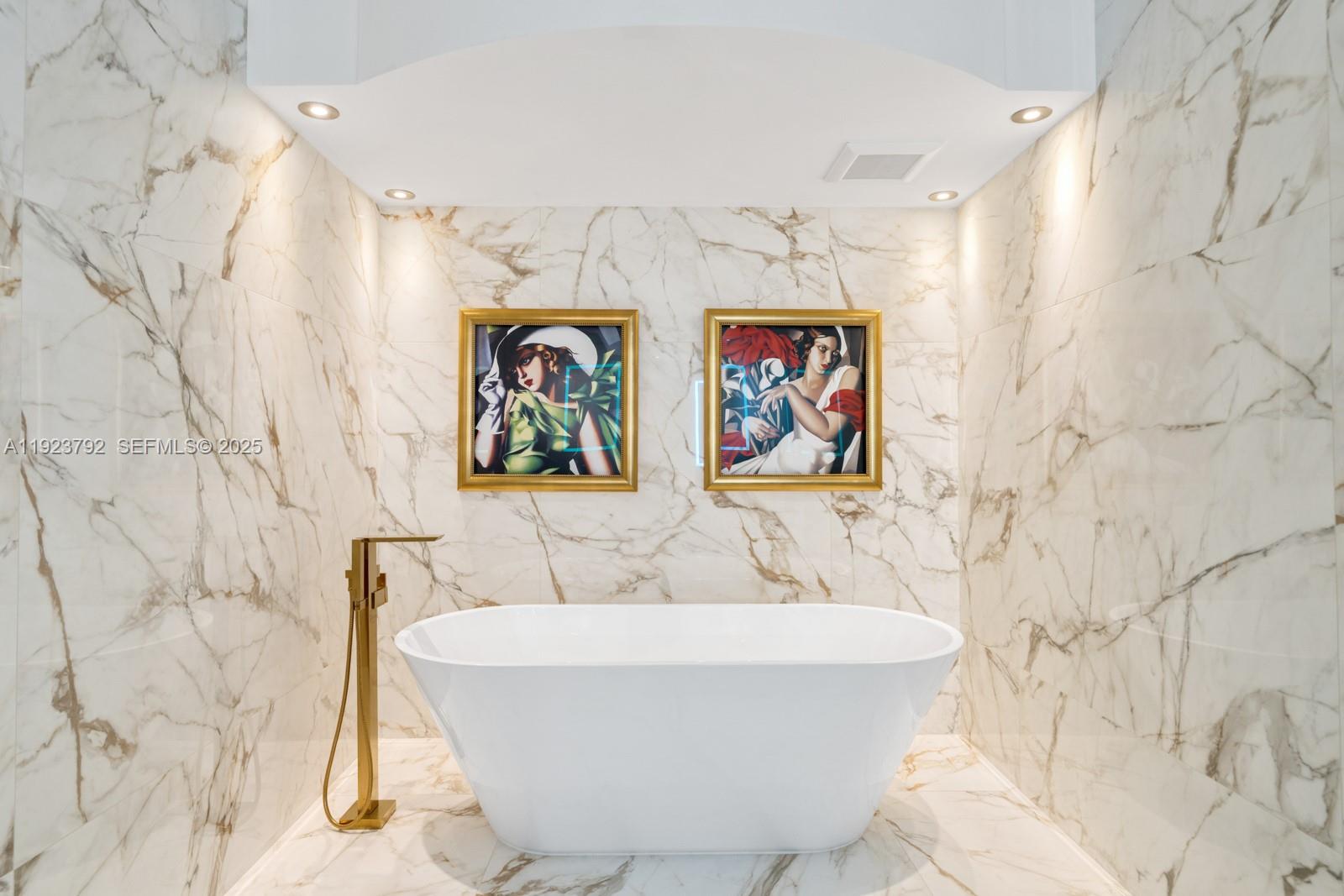 400 Alton Rd #3503 Miami Beach, FL 33139