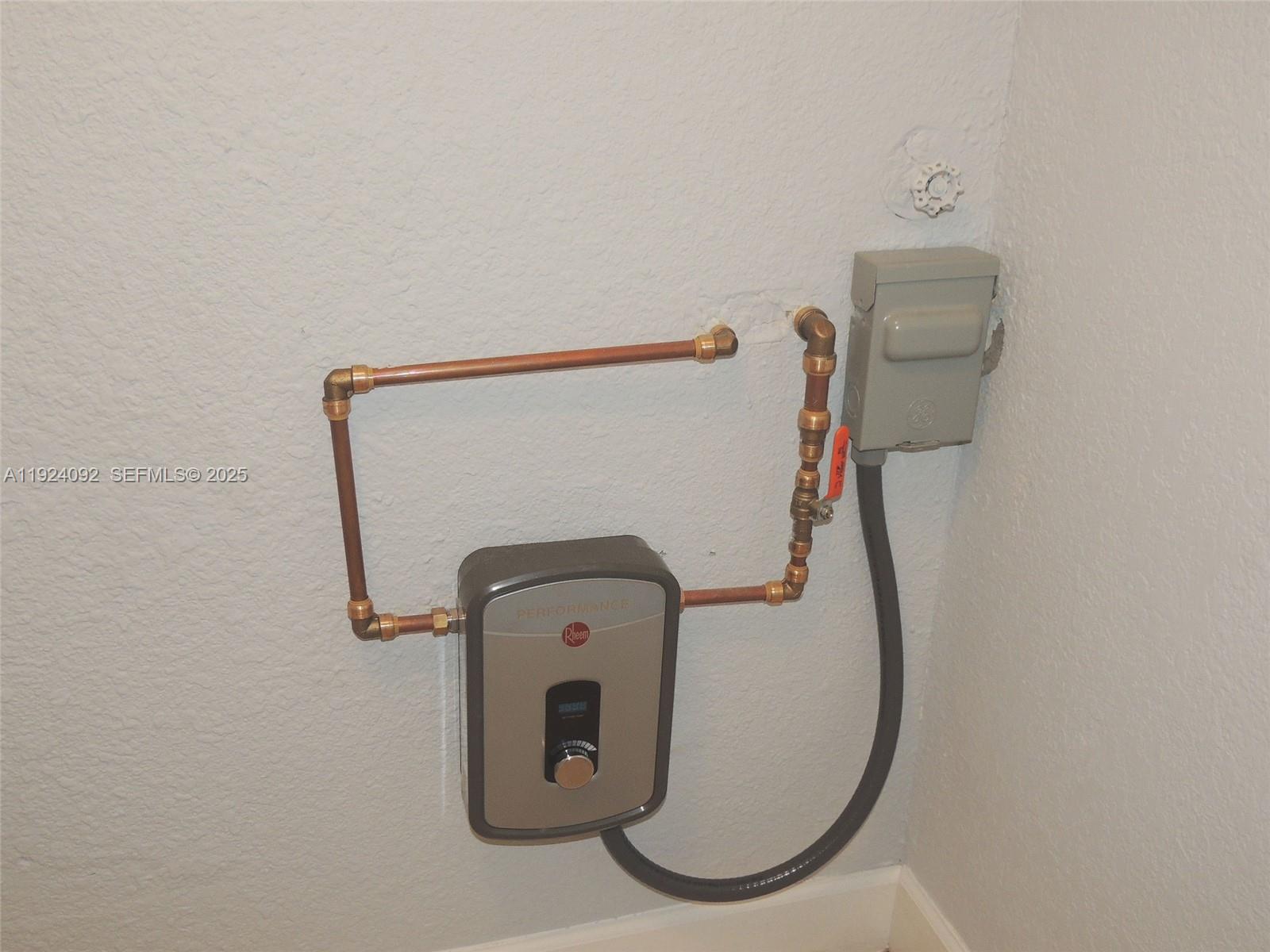 1152 99th St #27 Bay Harbor Islands, FL 33154