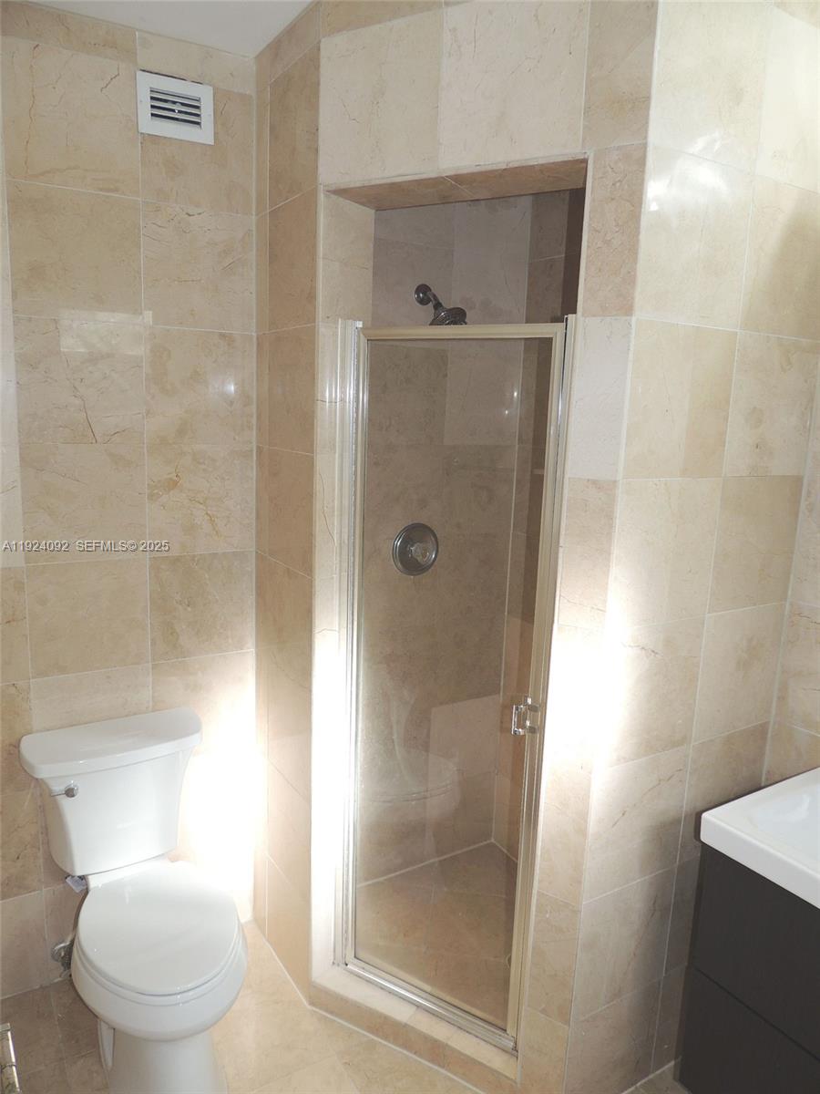 1152 99th St #27 Bay Harbor Islands, FL 33154