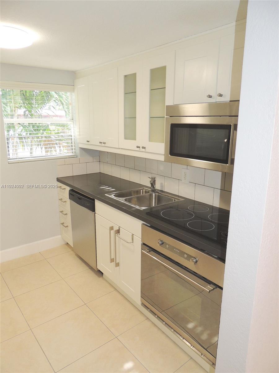 1152 99th St #27 Bay Harbor Islands, FL 33154