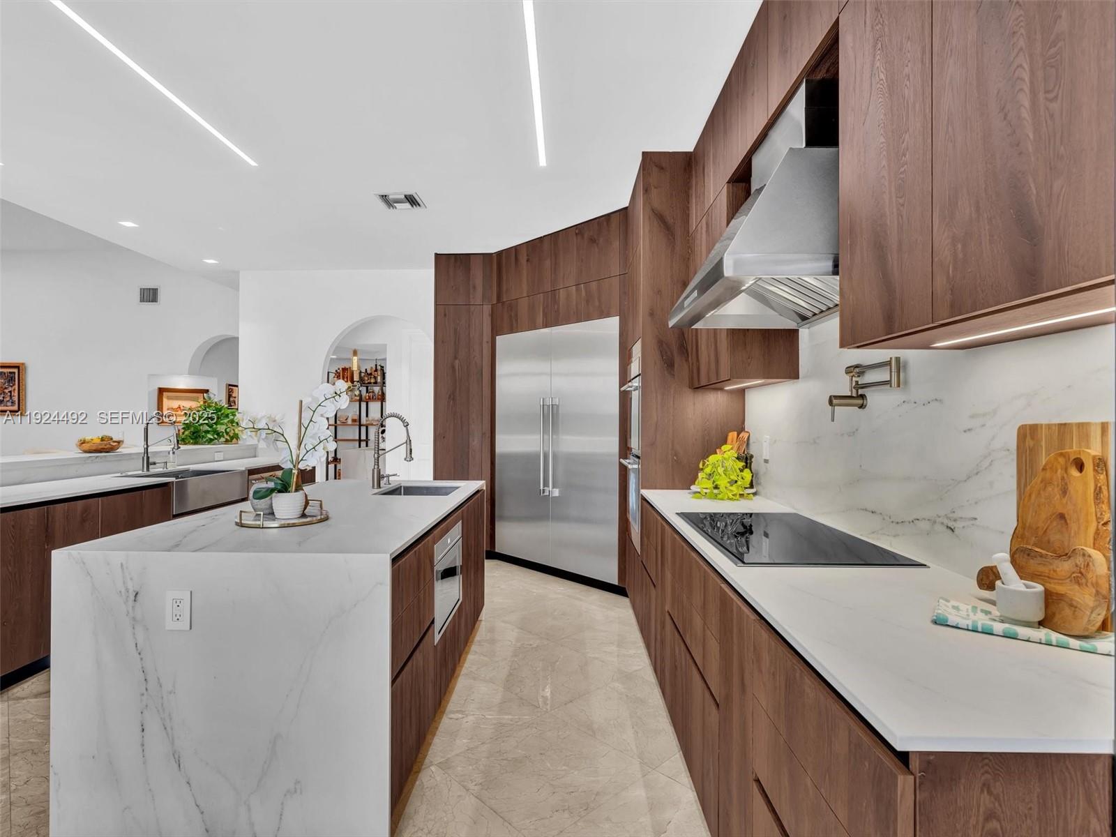 1021 NW 115th Ave Plantation, FL 33323