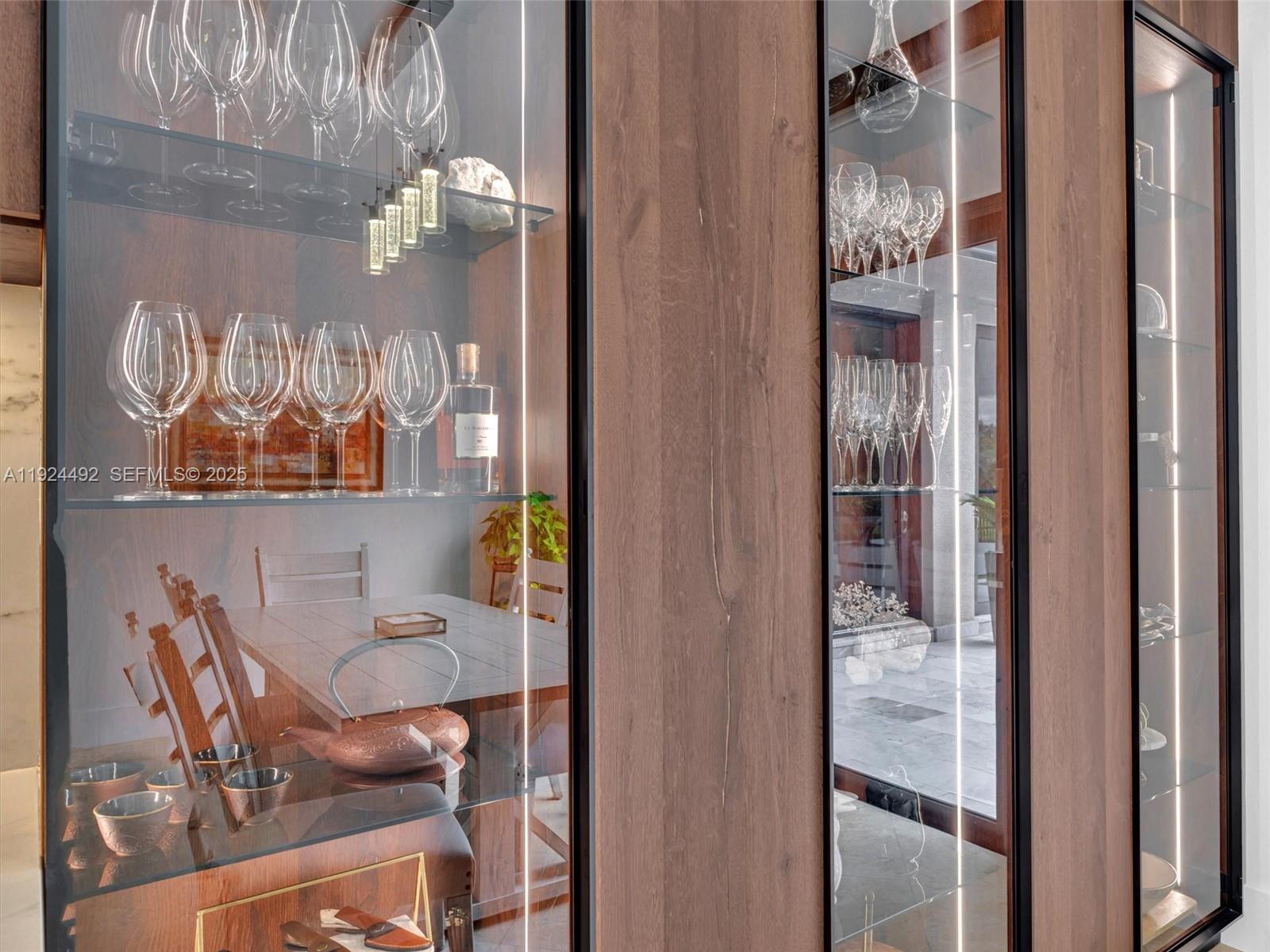 1021 NW 115th Ave Plantation, FL 33323