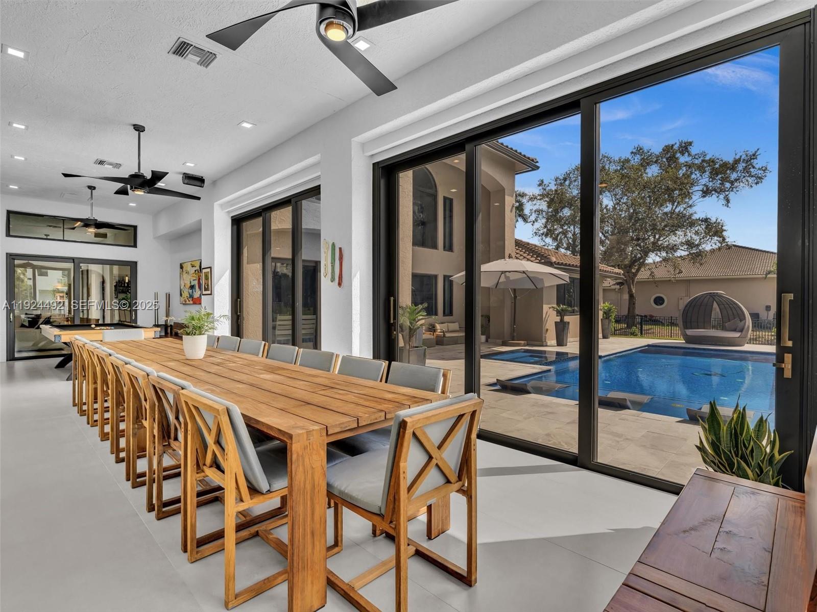 1021 NW 115th Ave Plantation, FL 33323