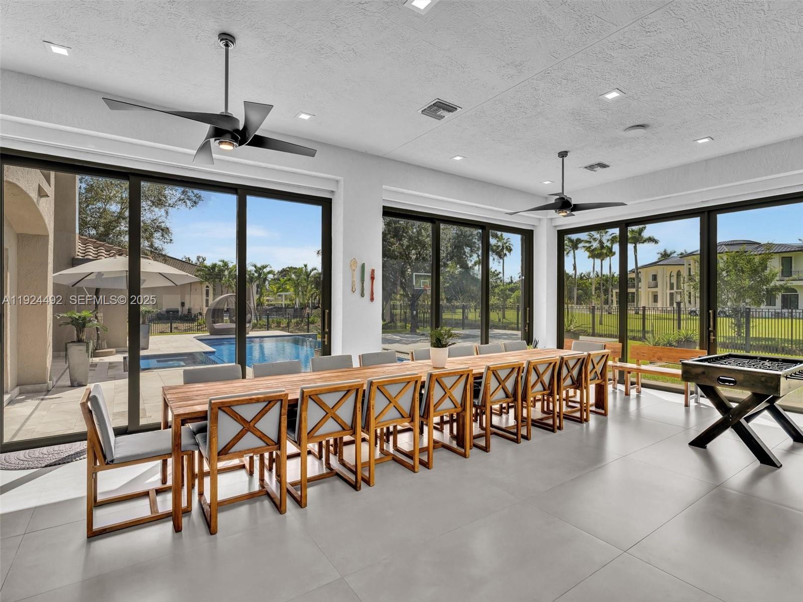 1021 NW 115th Ave Plantation, FL 33323