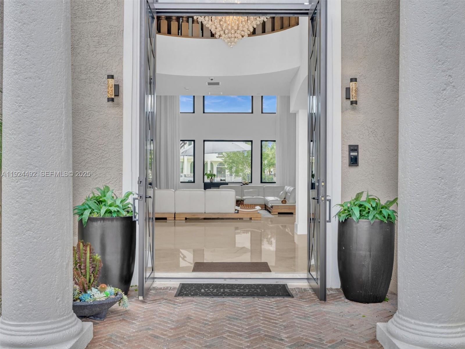 1021 NW 115th Ave Plantation, FL 33323