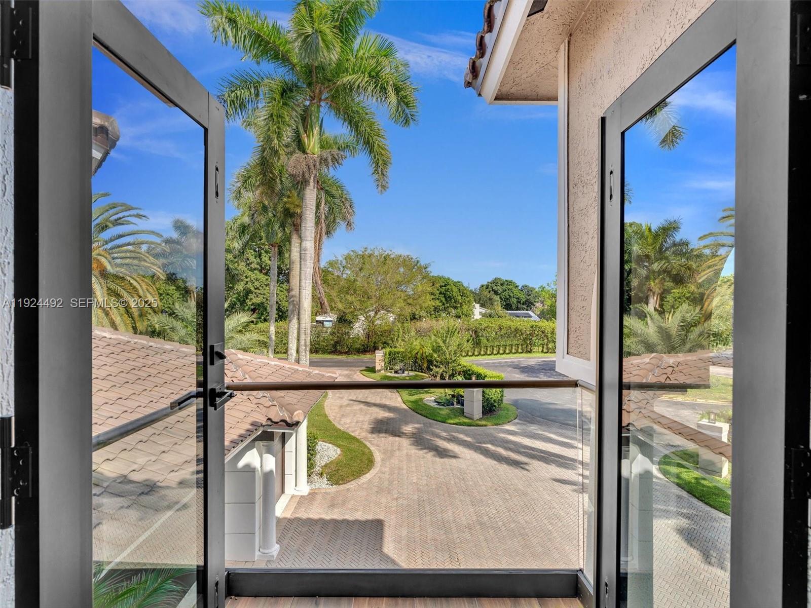 1021 NW 115th Ave Plantation, FL 33323