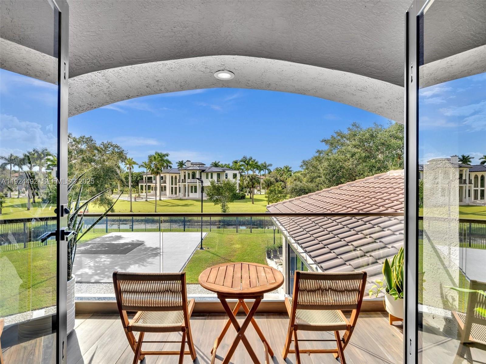 1021 NW 115th Ave Plantation, FL 33323