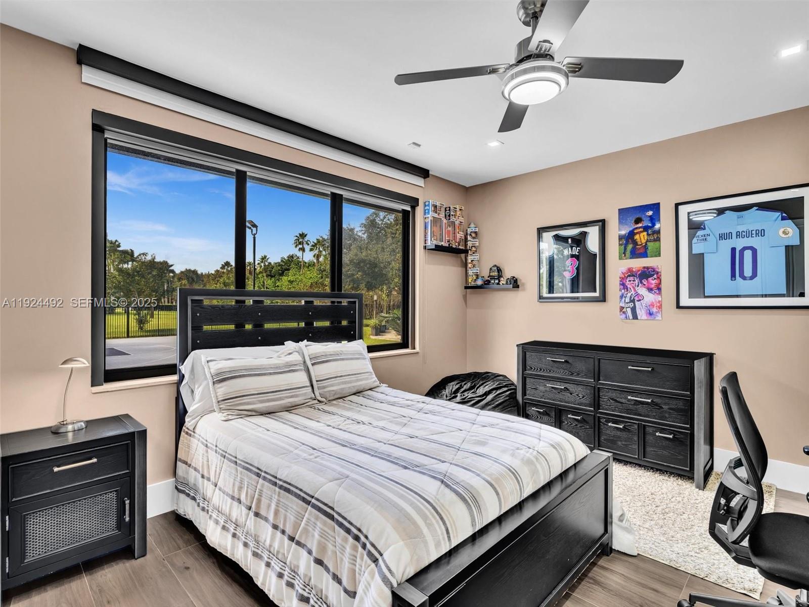 1021 NW 115th Ave Plantation, FL 33323