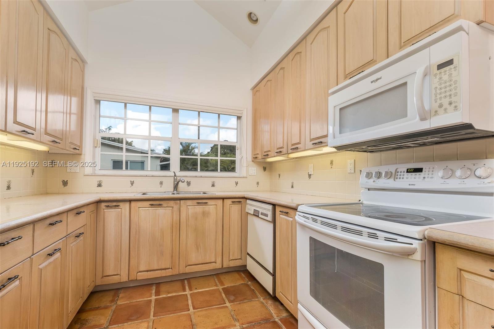 14901 SW 82nd Ave Palmetto Bay, FL 33158