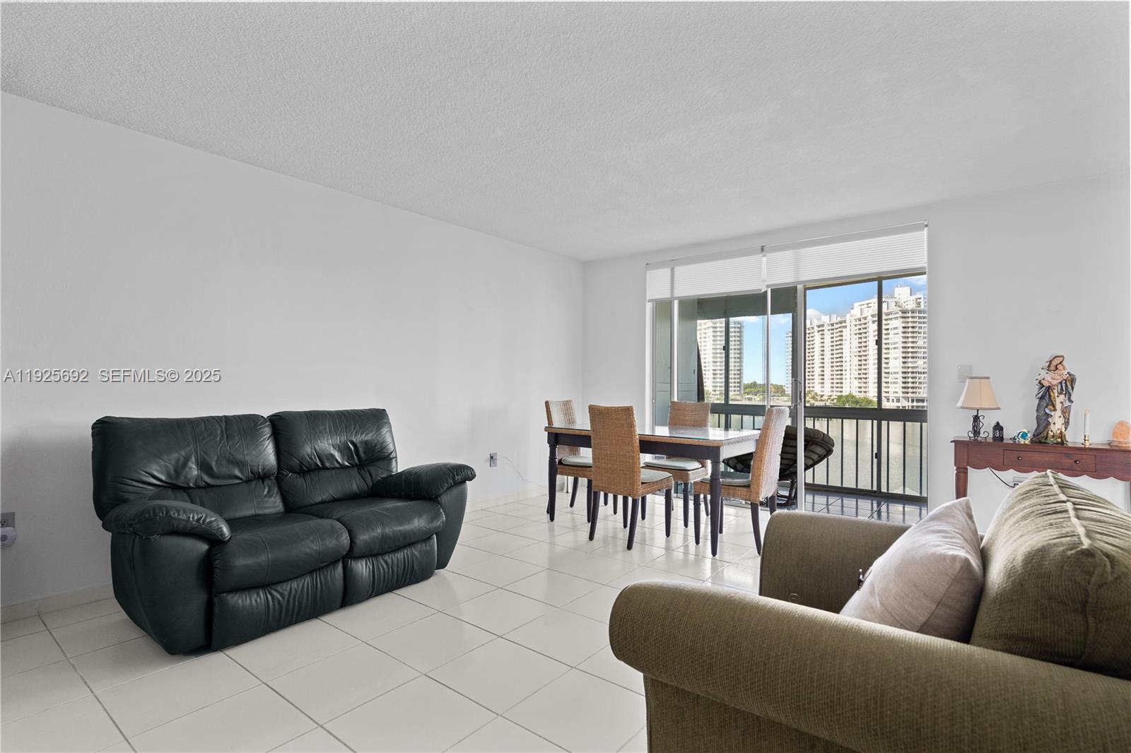 2999 Point East Dr #C-502 Aventura, FL 33160