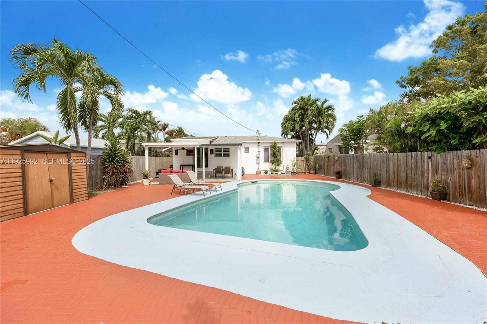 Undisclosed Address Hollywood, FL 33020