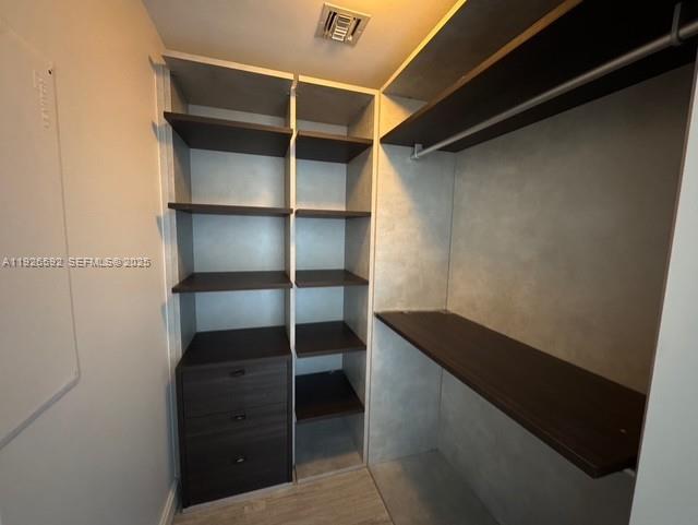 image Brickell Heights East16